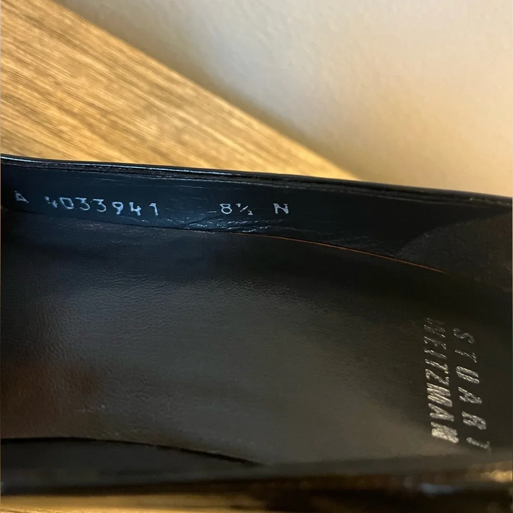Stuart Weitzman Black Patent Leather Pumps 8.5N - Picture 8 of 8